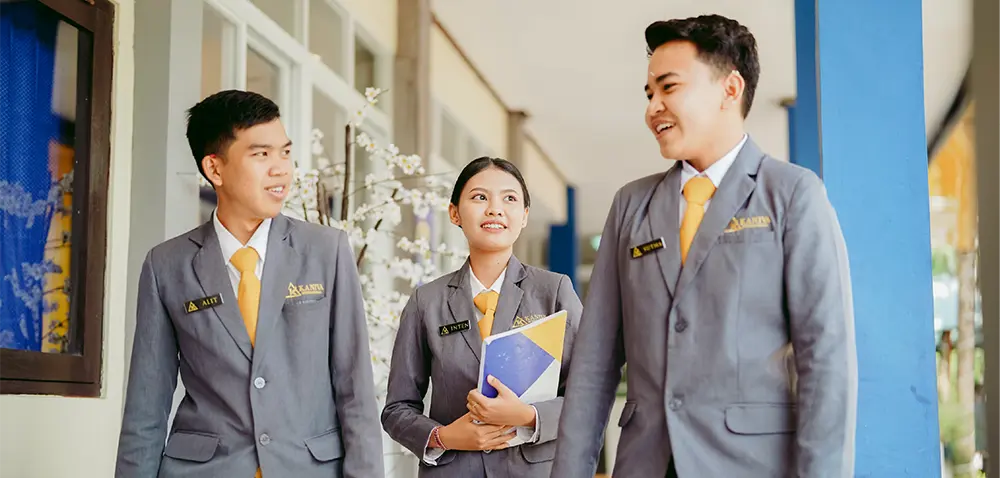 Read more about the article Kaniva International Wisuda VII Tahun 2025